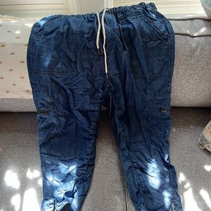 Anthropologie Pilcro denim capris